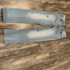 Young mens slim straight Aeropostale lightly worn